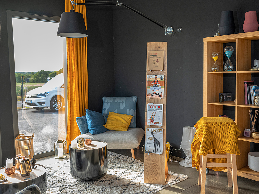 PORTE-BROCHURE-PREMIUM-0220